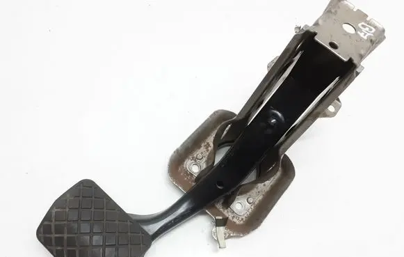 Volkswagen PASSAT B7 USA Brake pedal 1K1