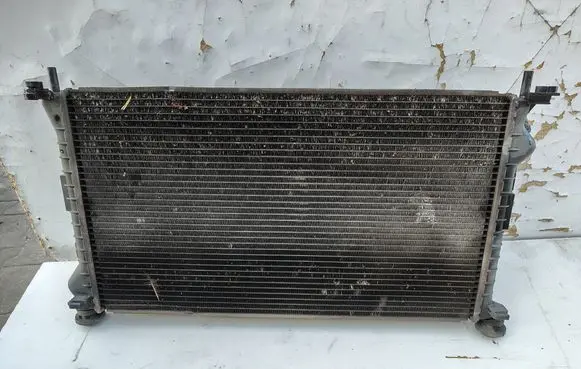 Coolant radiator