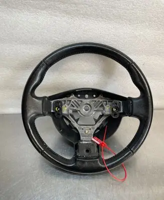 Nissan Qashqai+2 Steering wheel