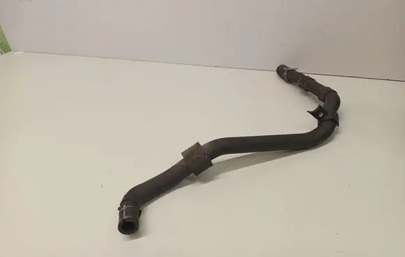 Volkswagen Golf VII Engine coolant pipe/hose 