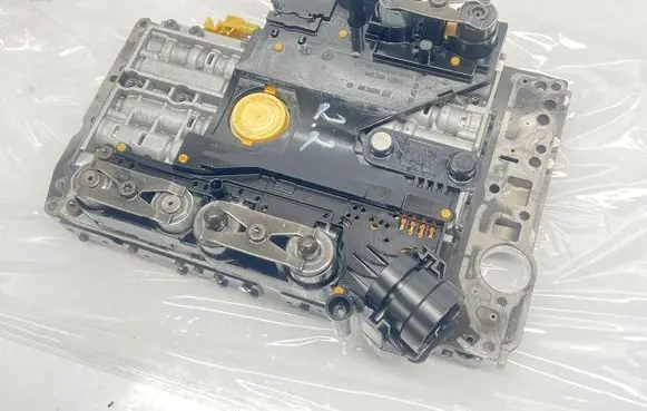 Mercedes-Benz E W211 Gearbox control unit/module 1402700861 R2112770101