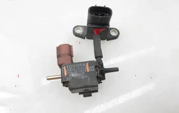 Toyota RAV 4 (XA20) Valve vacuum 1846004030 2586027010