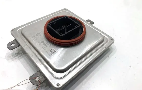 BMW X5 G05 Voltage converter/converter module 7933361