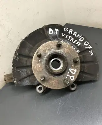 Suzuki Grand Vitara II Front wheel hub
