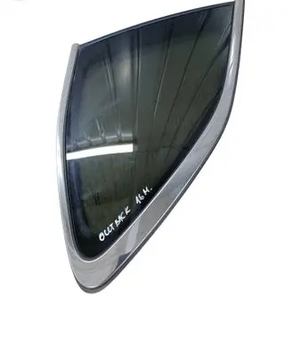 Subaru Outback (BS) Rear side window