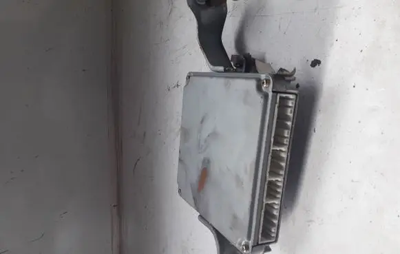 Toyota Avensis T220 Fuel injection pump control unit/module