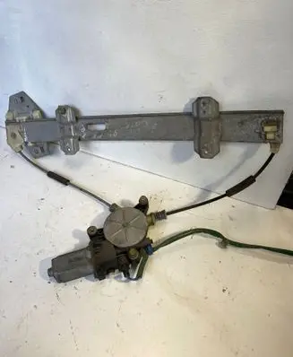Honda Civic Front door window regulator motor 903260