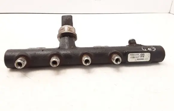 Nissan Qashqai Fuel main line pipe 175210651R 175210651 H8201225030