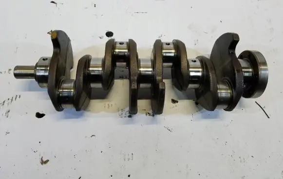 Volkswagen Golf VI Crankshaft 