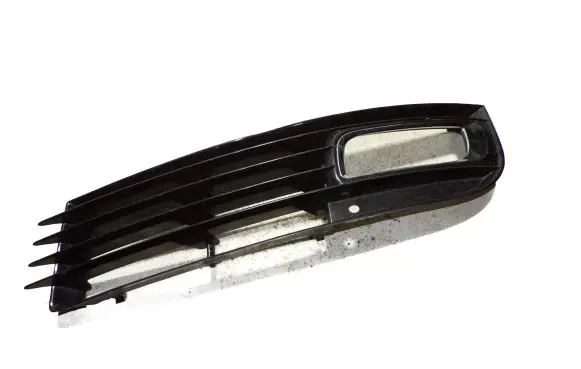 Audi A8 S8 D3 4E Front fog light trim/grill 4E0807681AM