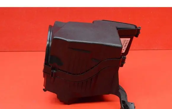 Volvo V40 Air filter box AV619600BF