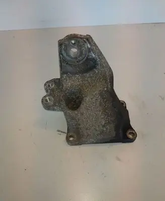 Lexus IS 220D-250-350 Engine mounting bracket
