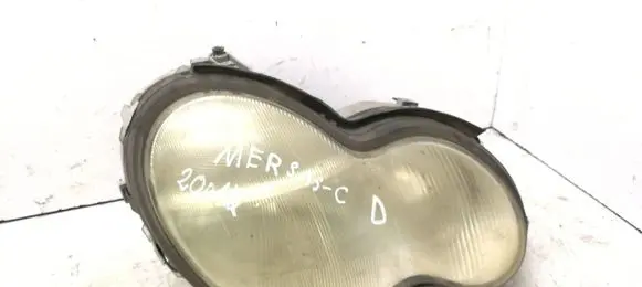 Mercedes-Benz C W203 Headlight/headlamp A2038200261 0301166202