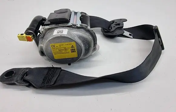Land Rover Evoque II Front seatbelt