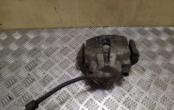 BMW 5 E39 Front brake caliper