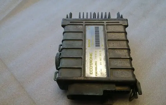 Volkswagen Golf II Engine control unit/module 811907383 0285007032 16758