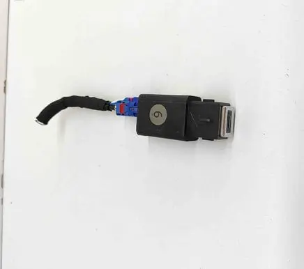 Citroen C4 III e-C4 USB socket connector 9848394880 98483947VV