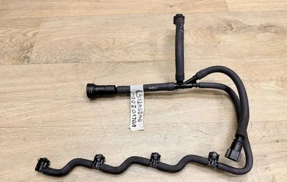 Volvo V40 Fuel return line/hose 31452374
