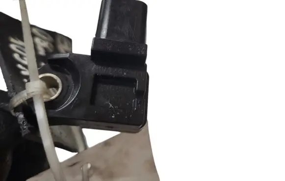 BMW 1 E81 E87 Air pressure sensor 7804742