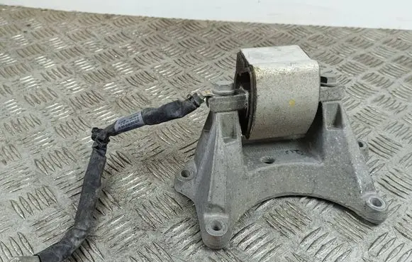 Mercedes-Benz SL R231 Gearbox mounting bracket A2112420340
