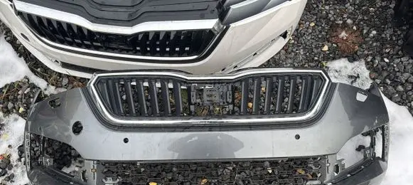 Skoda Octavia Mk4 Front bumper 5E3807221