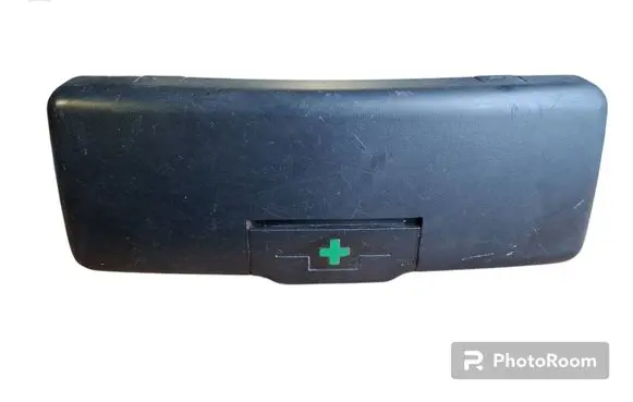 BMW 5 E39 First aid kit 52108176553