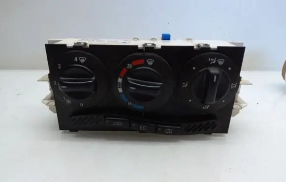 Mercedes-Benz A W168 Climate control unit 1688300485