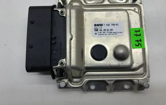 BMW 7 G11 G12 Adblue control unit 7432799 002001000 0281032173