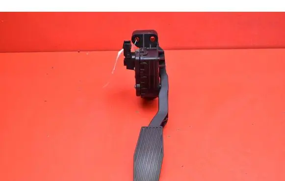 Opel Astra H Accelerator throttle pedal 9157998BK