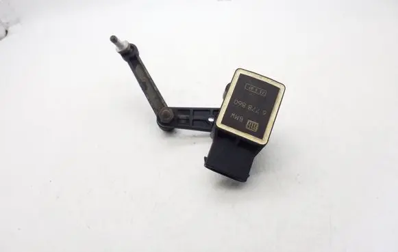 BMW 5 E60 E61 Headlight/headlamp level sensor 6778860