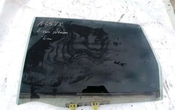 Nissan Almera Tino Rear door window glass