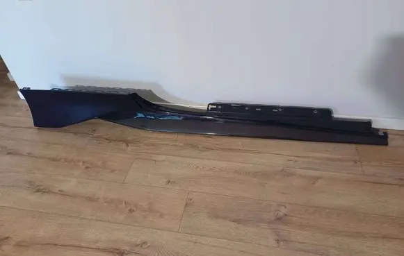 Ferrari 488 Pista Sill 73374344