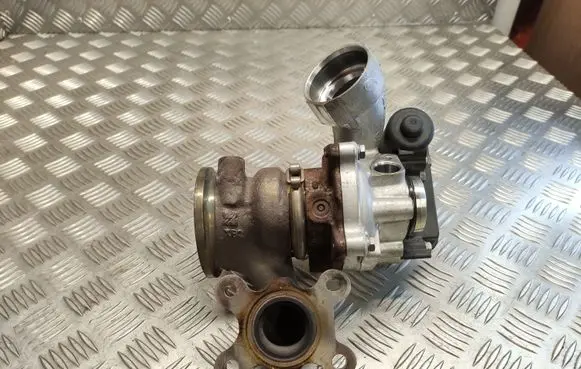 Volkswagen T-Roc Turbo 04C145703