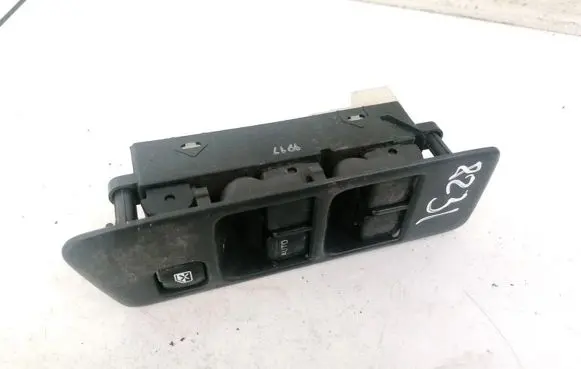 Subaru Forester SF Electric window control switch