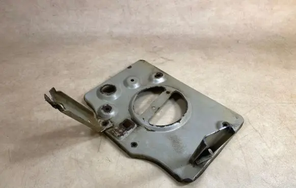 BMW 7 E23 Battery bracket 41111858047