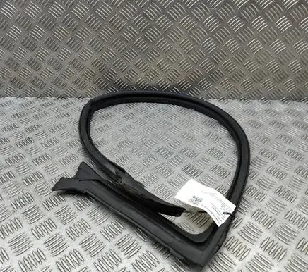 Toyota GR 86 Rubber seal front coupe door SU00308600