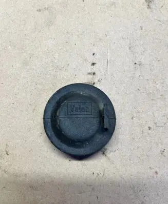 Headlight/headlamp dust cover