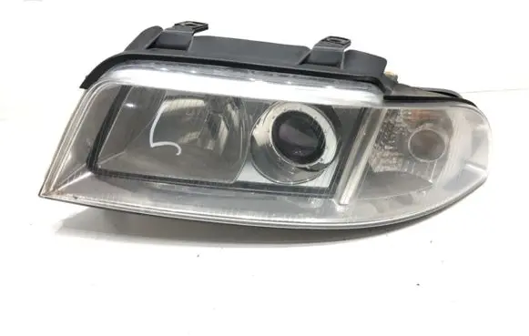 Audi A4 S4 B5 8D Headlight/headlamp 8D0941003AK