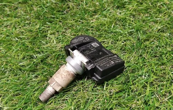 KIA Sportage Tire pressure sensor 52933D9100