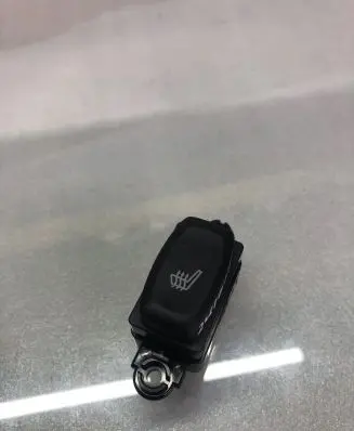 Mitsubishi Eclipse Cross Seat heating switch 15d850