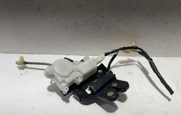 Mazda 6 Tailgate/trunk/boot lock/catch/latch