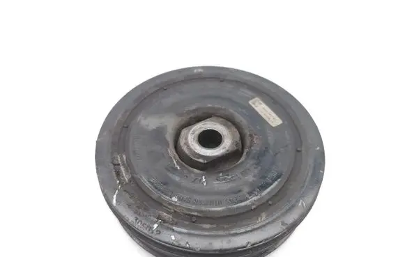 Renault Megane II Crankshaft pulley 8200767762