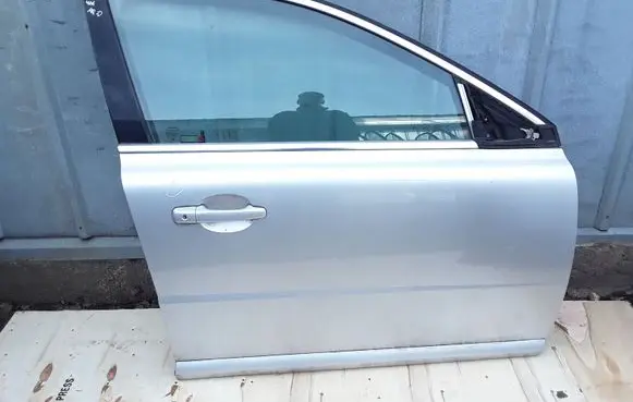 Volvo S80 Front door