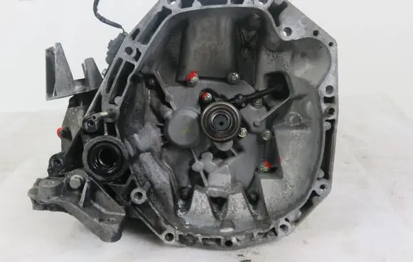 Renault Clio II Manual 6 speed gearbox JR5120
