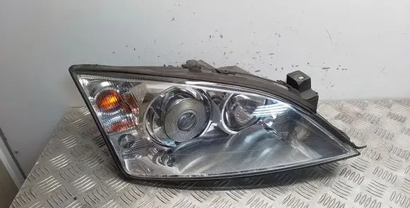 Ford Mondeo Mk III Headlight/headlamp 0301174272