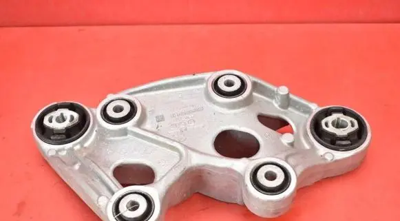 Tesla Model S Engine mount vacuum valve 1135844-00-C
