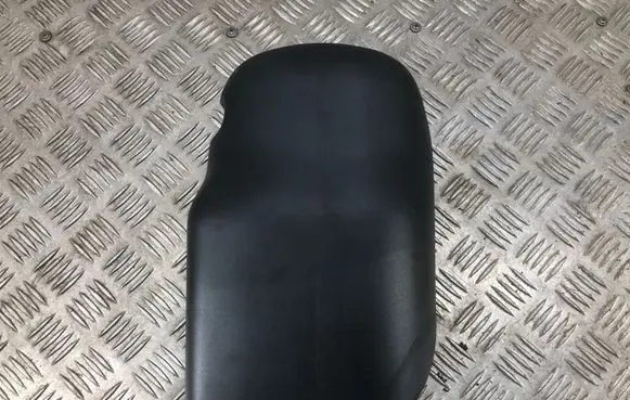 Steering wheel column trim
