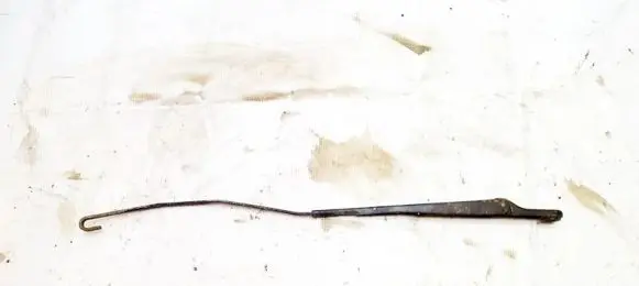 Peugeot 406 Front wiper blade arm