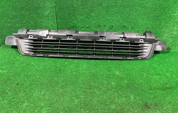 Citroen Jumpy Front bumper lower grill 9811710277