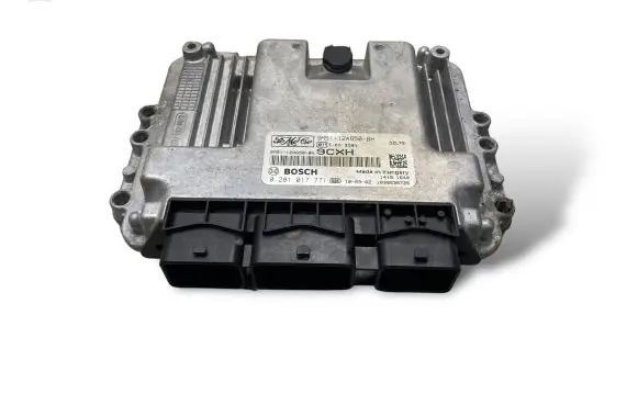 Ford Focus Engine control unit/module 9M5112A650BH 0281017771